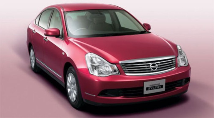 Nissan Bluebird Sylphy có các loại màu rất đa dạng như màu hồng